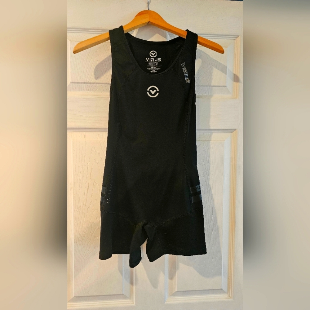 Virus V2 Women's Singlet
